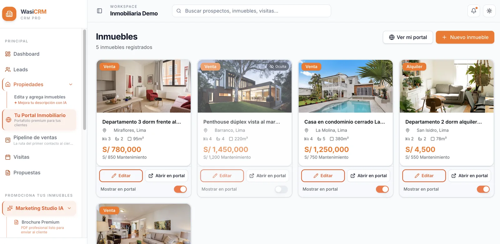 Panel de WasiCRM mostrando el catálogo de propiedades con precios en soles, el portal público y el menú de módulos